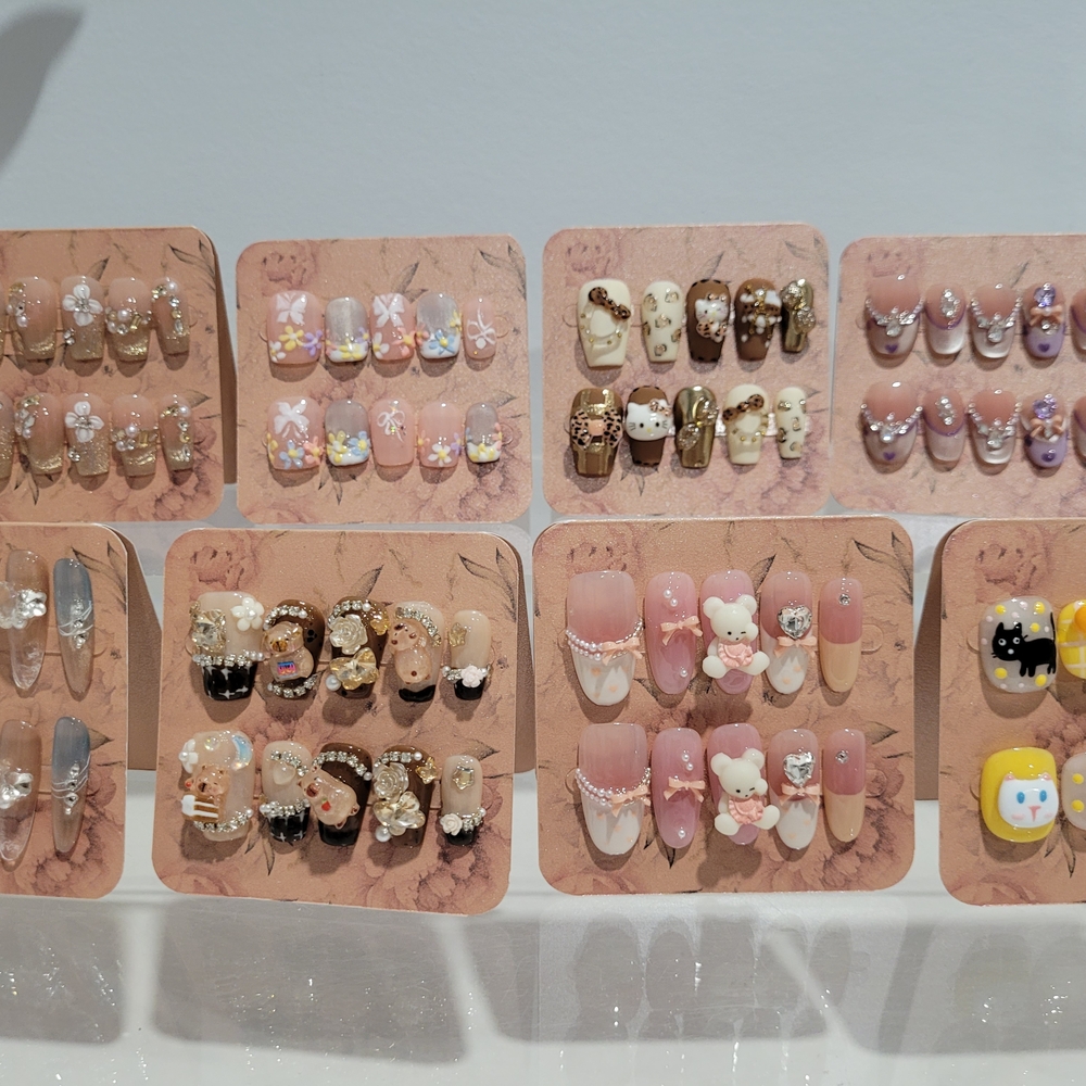 3D Press On Nails Bundle 3+1